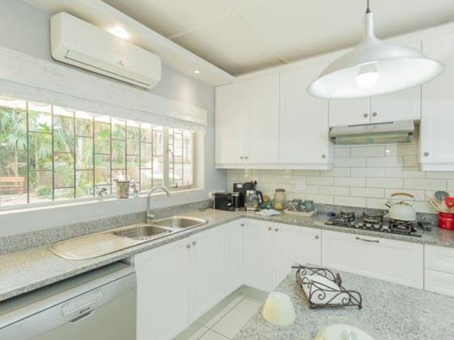 3 Bedroom House in Meer En See