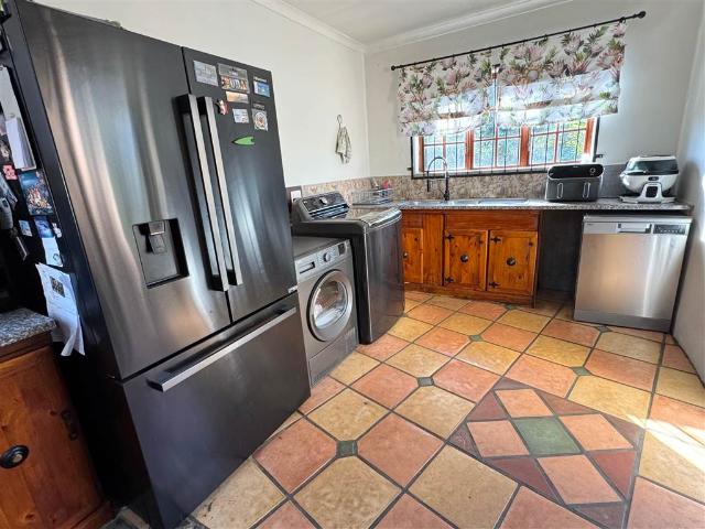 3 Bedroom House in Meer En See