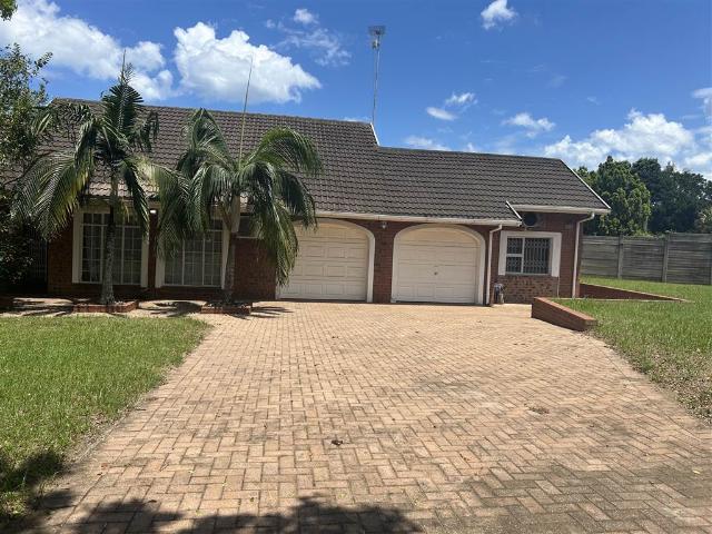 3 Bedroom House in Meerensee