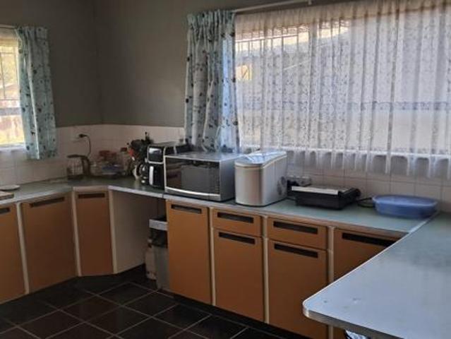 3 Bedroom House in Meiringspark