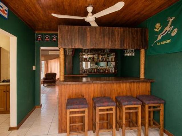 3 Bedroom House in Meiringspark