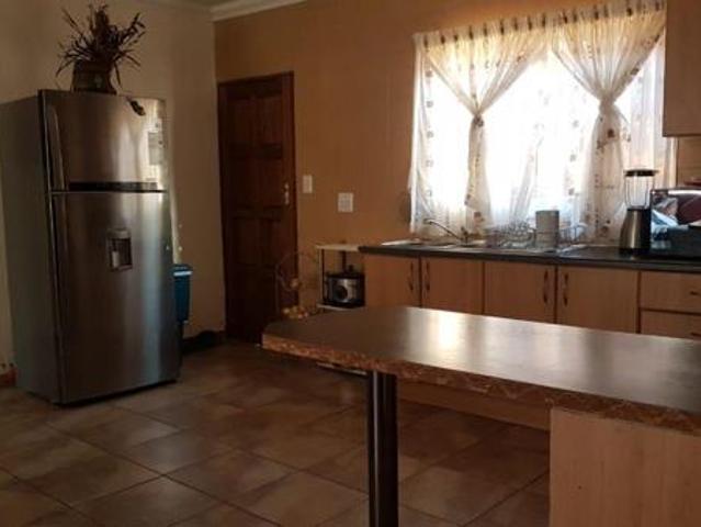 3 Bedroom House in Meiringspark