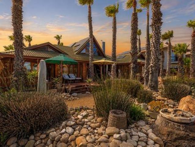 3 Bedroom House in Melkbosstrand
