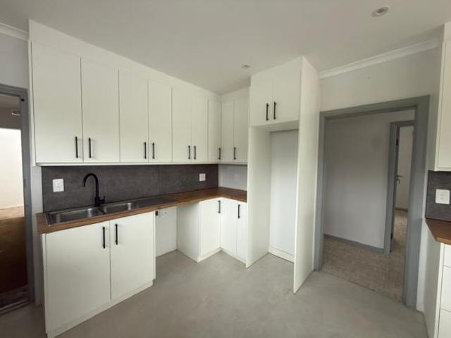 3 Bedroom House in Melkbosstrand
