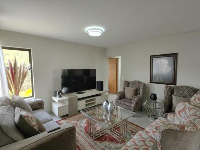 3 Bedroom House in Melodie