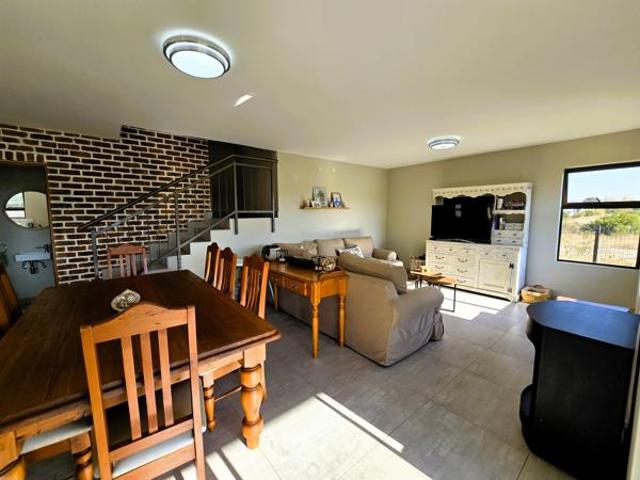 3 Bedroom House in Melodie