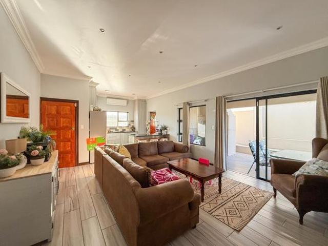 3 Bedroom House in Melodie