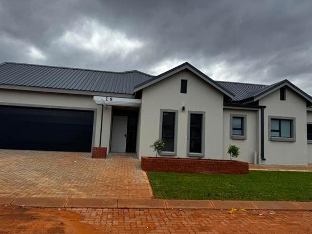 3 Bedroom House in Melodie