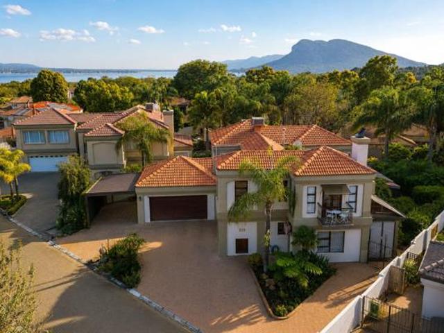 3 Bedroom House in Melodie