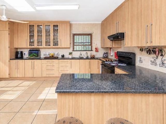 3 Bedroom House in Melodie