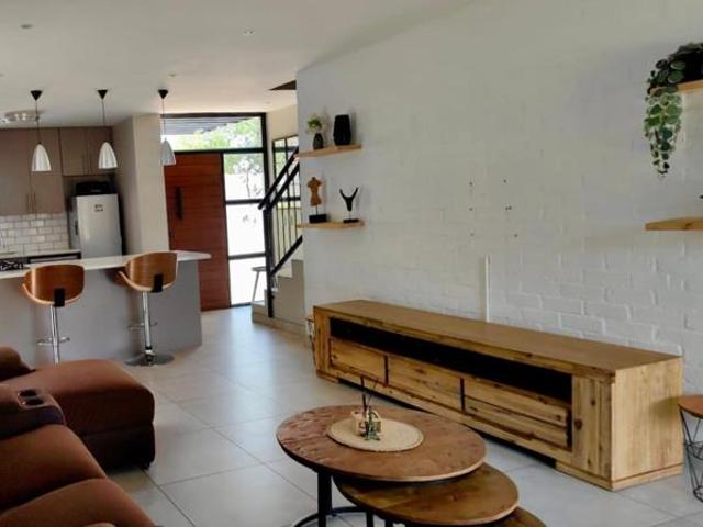 3 Bedroom House in Melodie