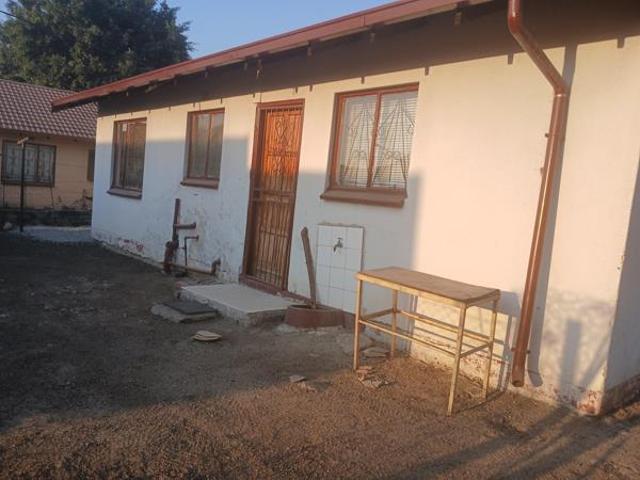 3 Bedroom House in Meriting