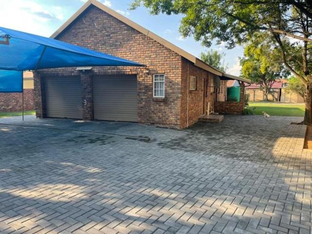 3 Bedroom House in Middelburg Central