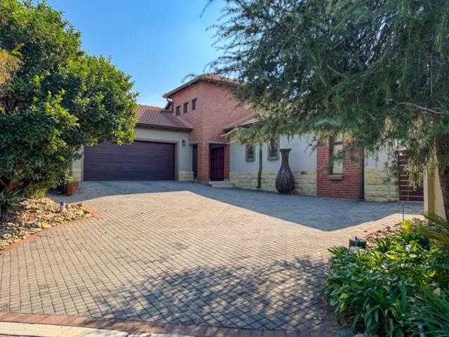 3 Bedroom House in Midlands Estate