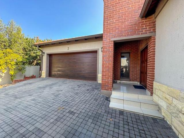 3 Bedroom House in Midlands Estate