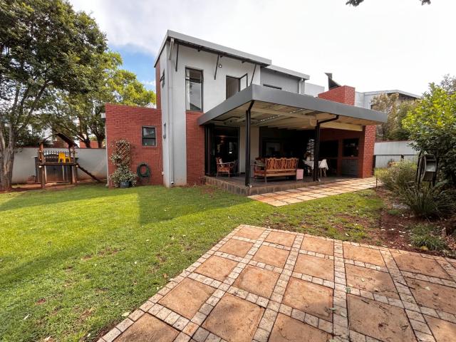 3 Bedroom House in Midstream Estate