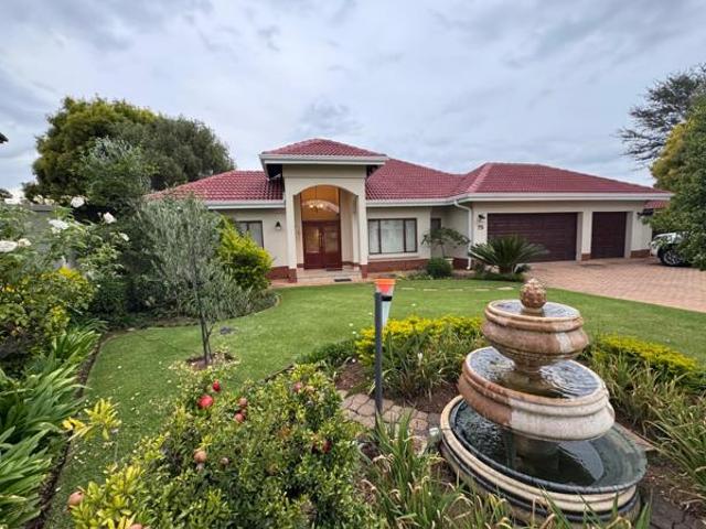 3 Bedroom House in Midstream Estate