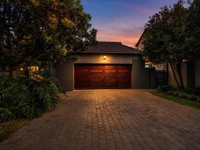 3 Bedroom House in Midstream Estate