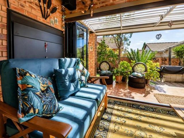 3 Bedroom House in Midstream Estate