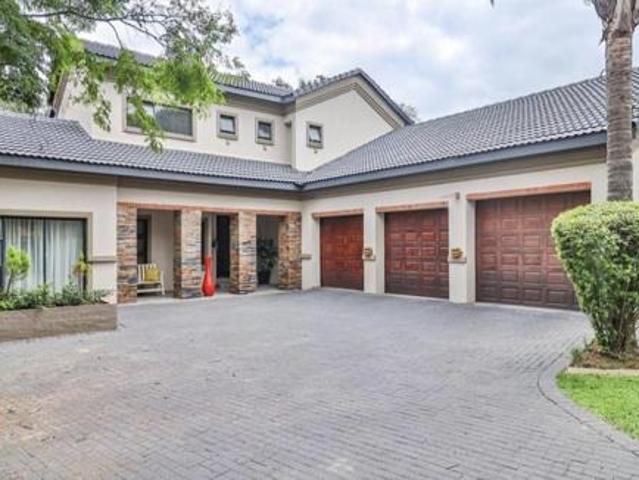 3 Bedroom House in Midstream Estate