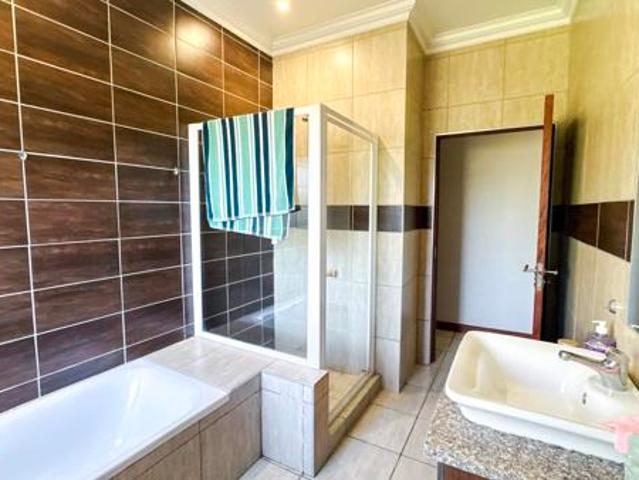 3 Bedroom House in Midstream Hill