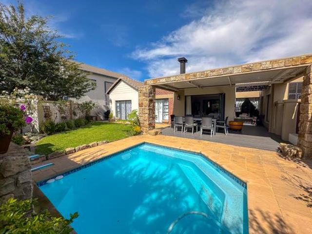 3 Bedroom House in Midstream Hill