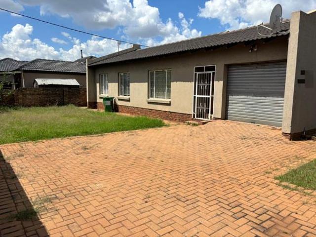 3 Bedroom House in Mineralia