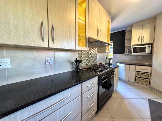 3 Bedroom House in Miramar