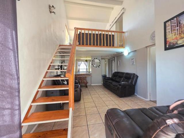 3 Bedroom House in Muizenberg