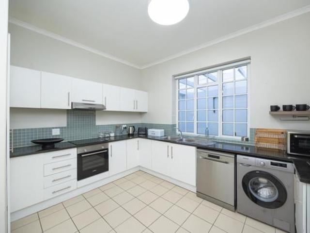 3 Bedroom House in Muizenberg