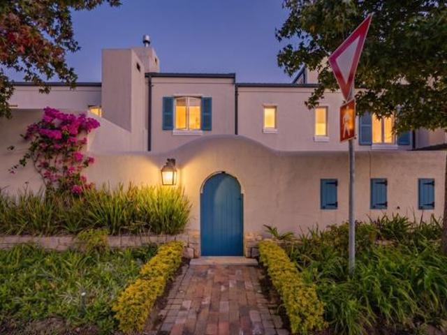 3 Bedroom House in Nooitgedacht Village