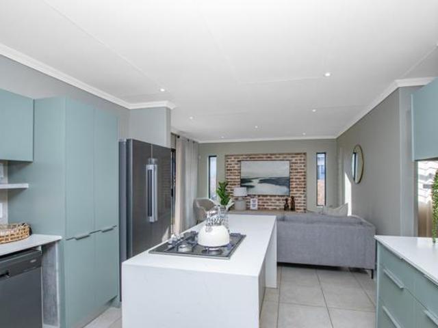 3 Bedroom House in Nooitgedacht