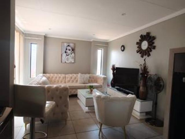 3 Bedroom House in Nooitgedacht