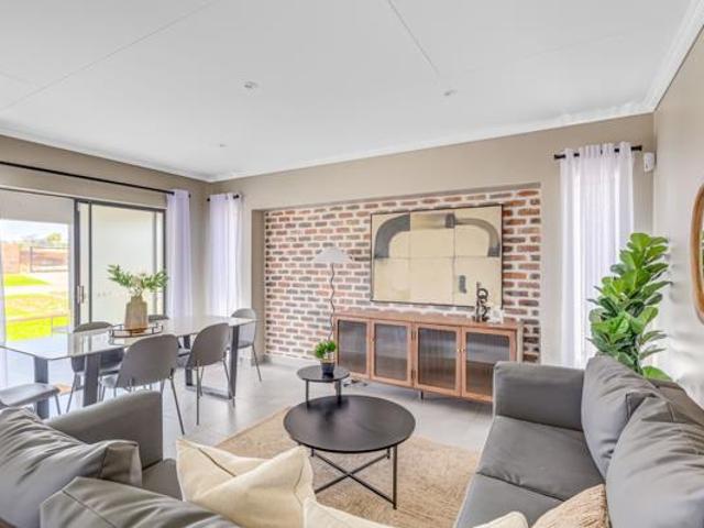 3 Bedroom House in Nooitgedacht