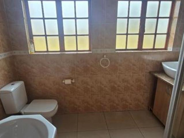 3 Bedroom House in Noordwyk