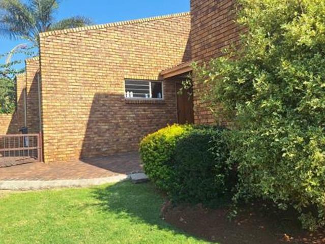3 Bedroom House in Noordheuwel