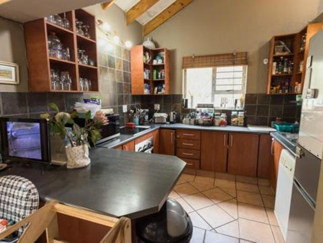 3 Bedroom House in Noordheuwel
