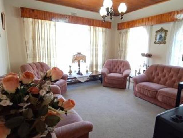 3 Bedroom House in Noordheuwel
