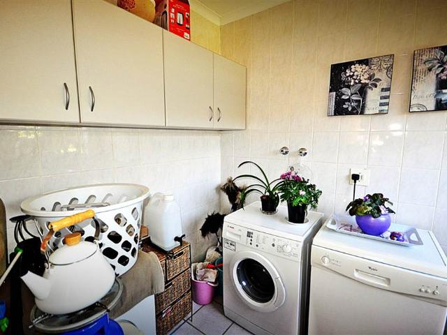 3 Bedroom House in Noordheuwel