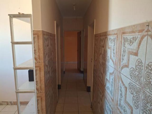 3 Bedroom House in Noordhoek