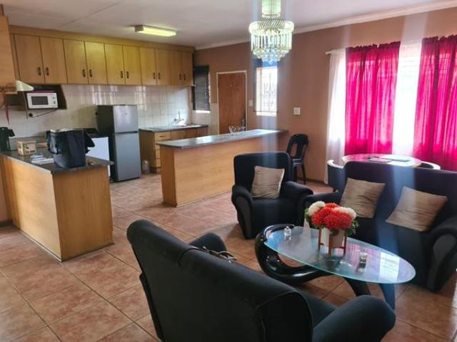 3 Bedroom House in NorthView