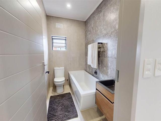 3 Bedroom House in North Riding AH