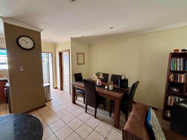 3 Bedroom House in Northcliff