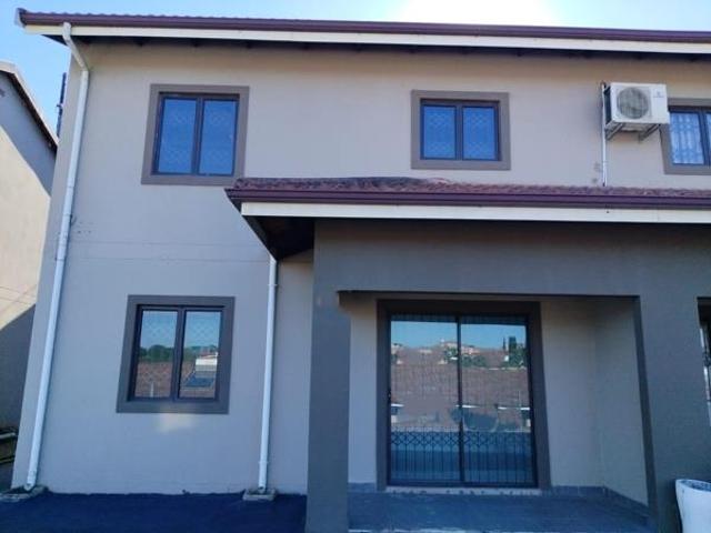 3 Bedroom House in Northcroft