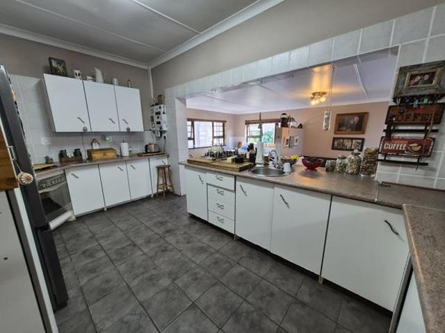 3 Bedroom House in Nahoon Beach