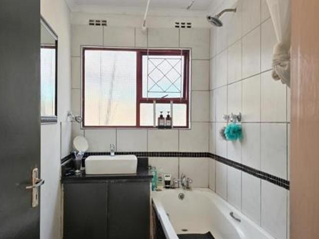 3 Bedroom House in Nahoon Valley Park