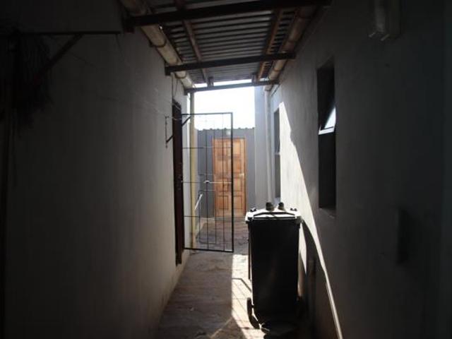 3 Bedroom House in New Macassar Village