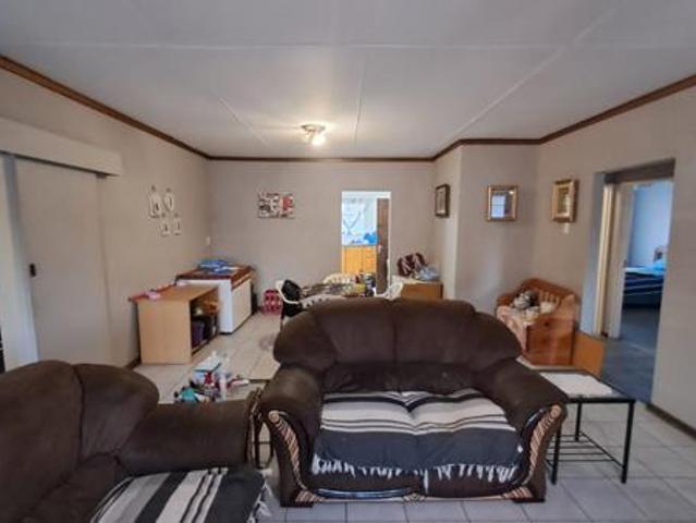 3 Bedroom House in New Park