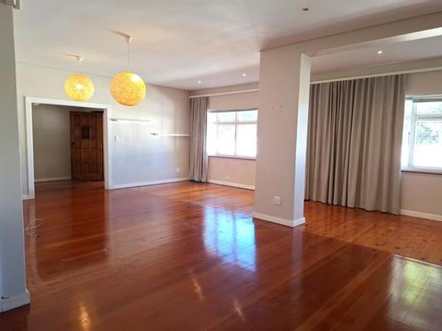 3 Bedroom House in Newton Park