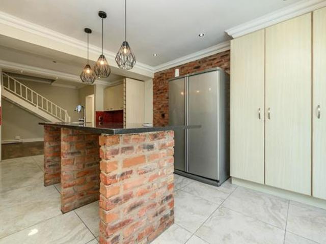 3 Bedroom House in Newton Park